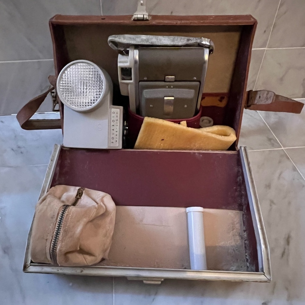 Antique Polaroid 80B "Highlander" Camera (1959-1961)